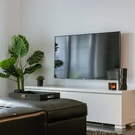 شقة Huswell - Modern Near The